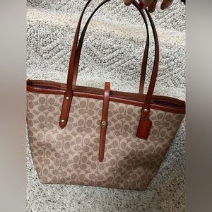 Coach market tote